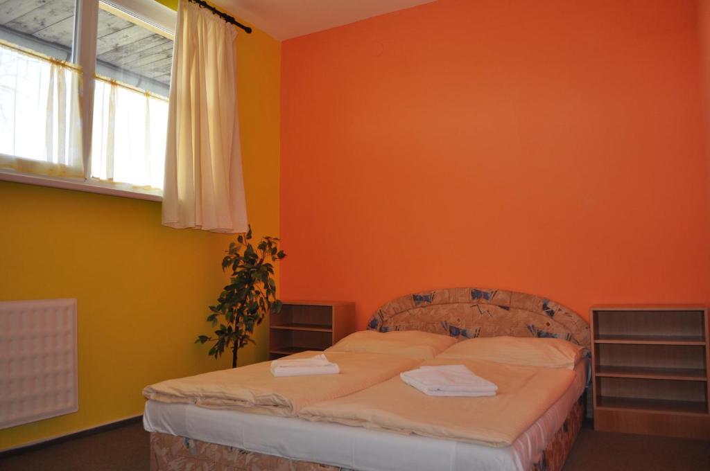 Trenčín Sport Hotel Ostrov חדר תמונה