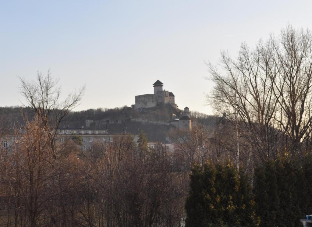 Trenčín Sport Hotel Ostrov מראה חיצוני תמונה